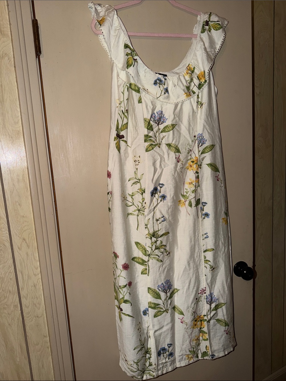 Zarr Collection Cream Floral Ruffled Scoop-Neck Midi Dress - Picture 3 of 4